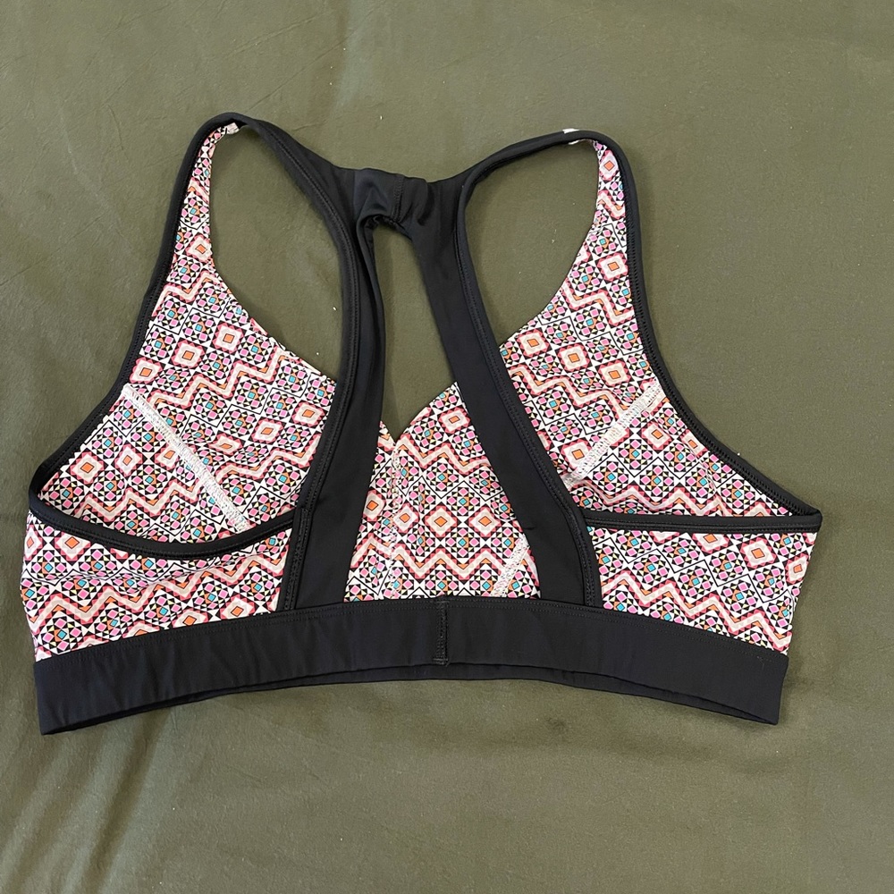Victoria’s Secret sports bra - Picture 3 of 5